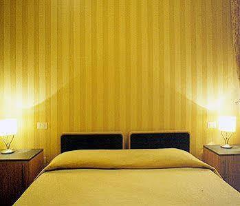 Hotel Lemon Garden Rom Exterior foto